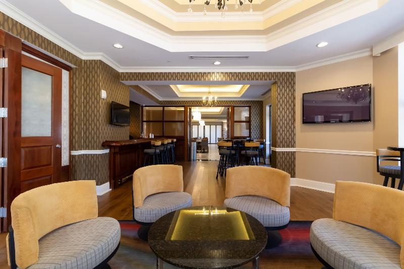 Holiday Inn Express Savannah - Historic District, An Ihg Hotel Экстерьер фото